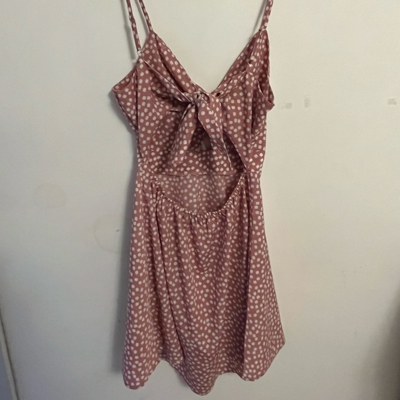 Tight on top and flowey at the bottom pink with white flowers - Picture 2 of 2